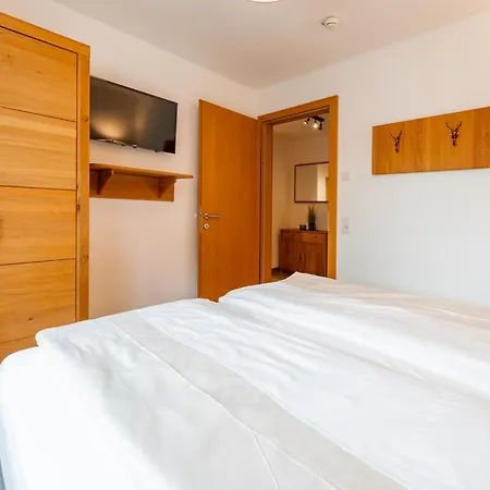 Tauern Mitterwirt 201 *