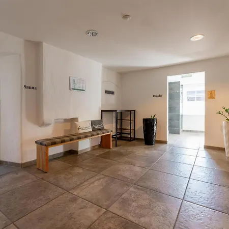 Tauern Mitterwirt 201 ピーゼンドルフ